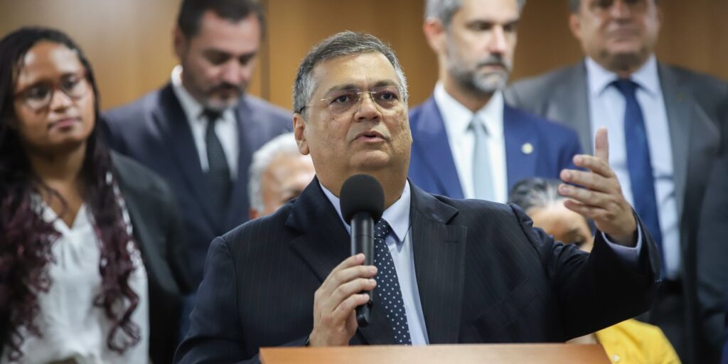 brasil-deu-primeiro-passo-para-regulamentar-uso-de-cameras-corporais