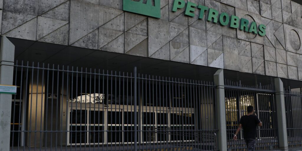 petrobras-paga-hoje-3a-parcela-dos-dividendos-referentes-a-2022