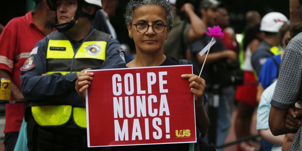 ato-em-sp-pede-punicao-a-todos-os-envolvidos-nos-ataques-de-8/1