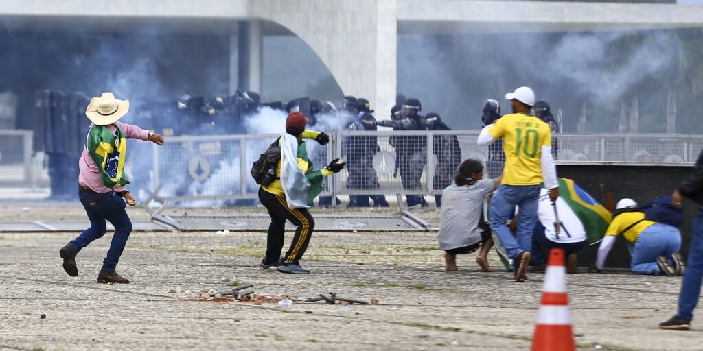 onu-pede-punicao-a-todos-os-envolvidos-nos-atos-golpistas-de-8/1