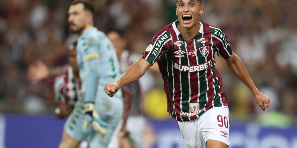 flu-e-bragantino-vencem-e-respiram-na-luta-contra-o-rebaixamento
