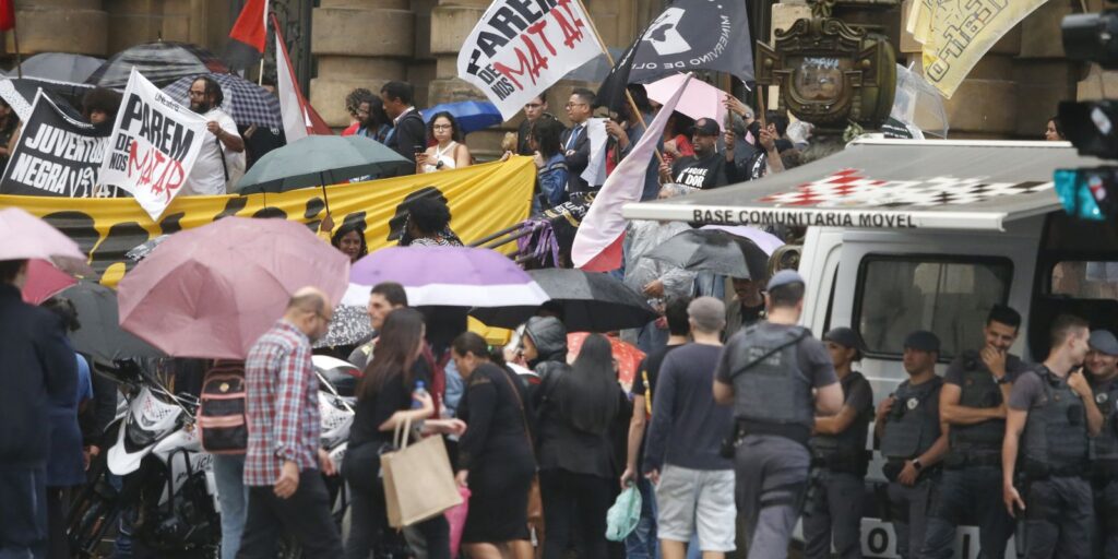 manifestacao-pede-saida-do-secretario-de-seguranca-publica-de-sp