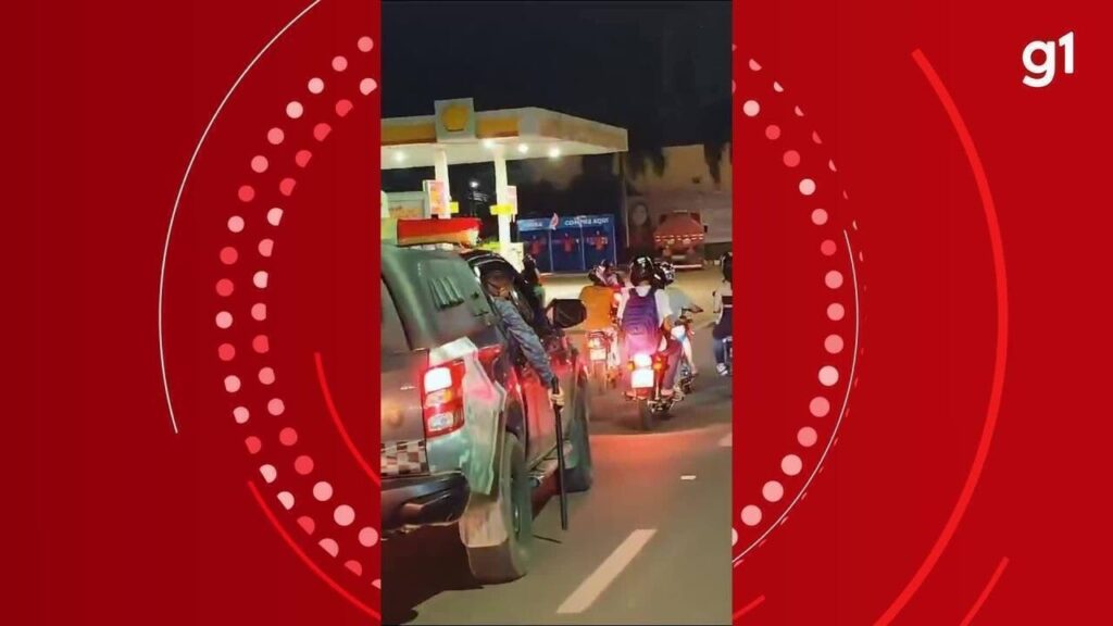 pms-filmados-agredindo-motociclista-com-cassetetes-sao-afastados-em-ro