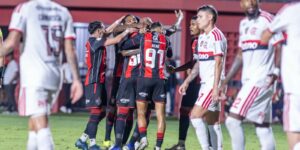 vitoria-mostra-eficiencia-e-elimina-flamengo-da-copa-do-brasil