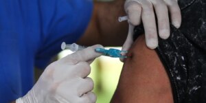 gripe:-anvisa-aprova-nova-vacina-com-73%-de-eficacia 