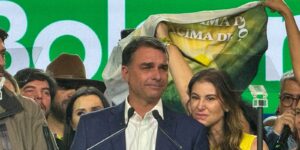 pl-oficializa-candidatura-de-flavio-bolsonaro-a-presidencia