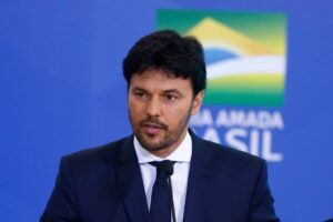 ex-ministro-de-bolsonaro-sugeriu-a-vorcaro-aproximacao-com-pt-da-bahia