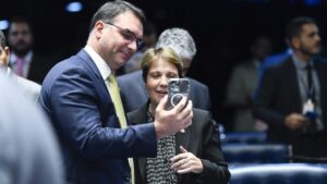 estarei-na-campanha-de-flavio-de-um-jeito-ou-de-outro,-diz-tereza
