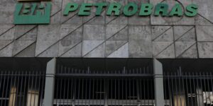 petrobras-anuncia-descoberta-de-petroleo-na-foz-do-amazonas