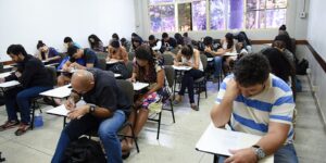 encceja-e-no-proximo-domingo;-saiba-como-consultar-locais-de-provas