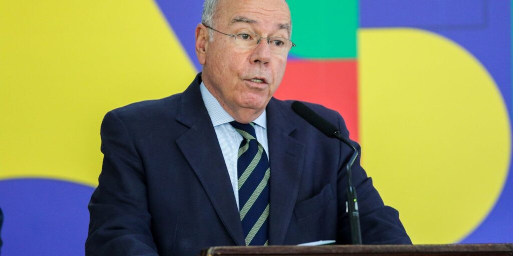 gaza:-com-fronteira-fechada,-brasileiros-retornam-para-abrigos