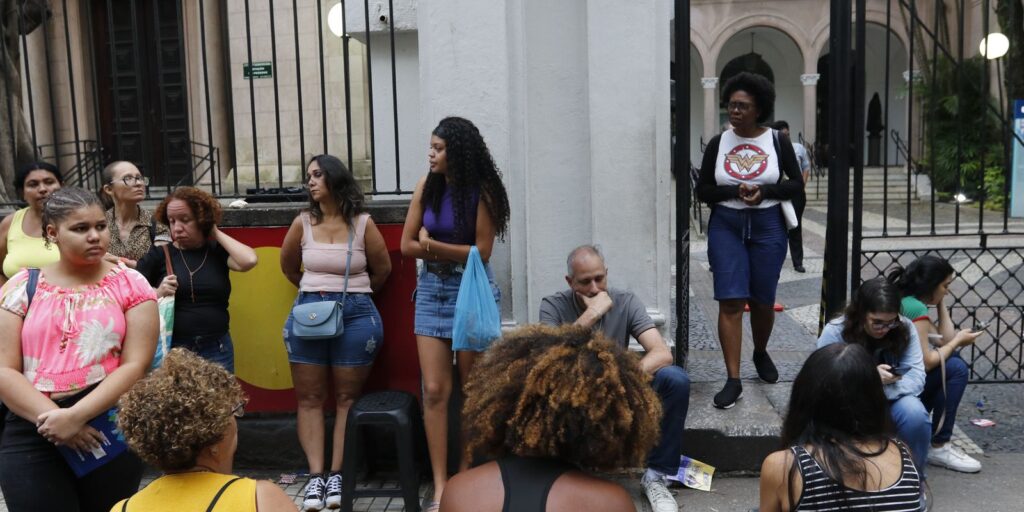 participantes-voltam-aos-locais-de-aplicacao-para-2a-prova-do-enem