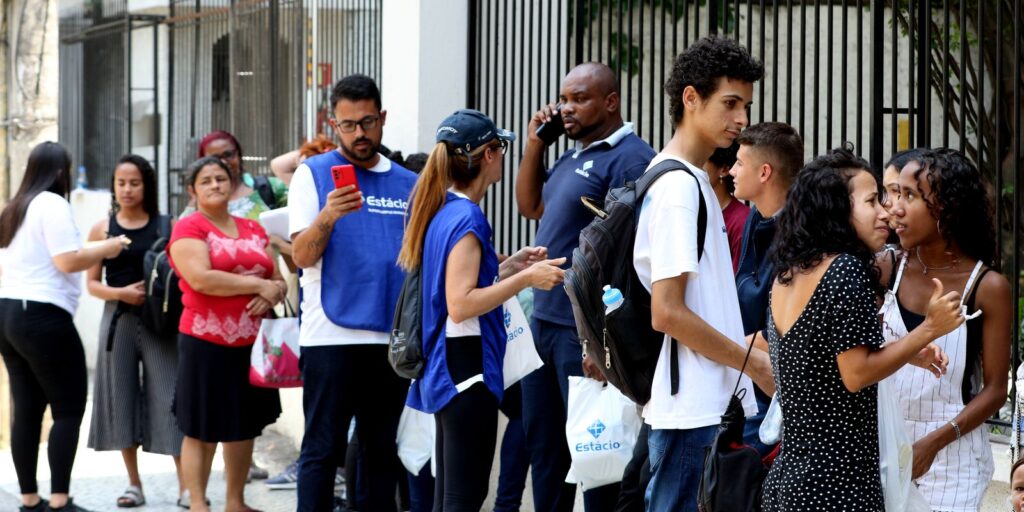 pf-identifica-suspeitos-de-vazar-provas-do-primeiro-dia-do-enem