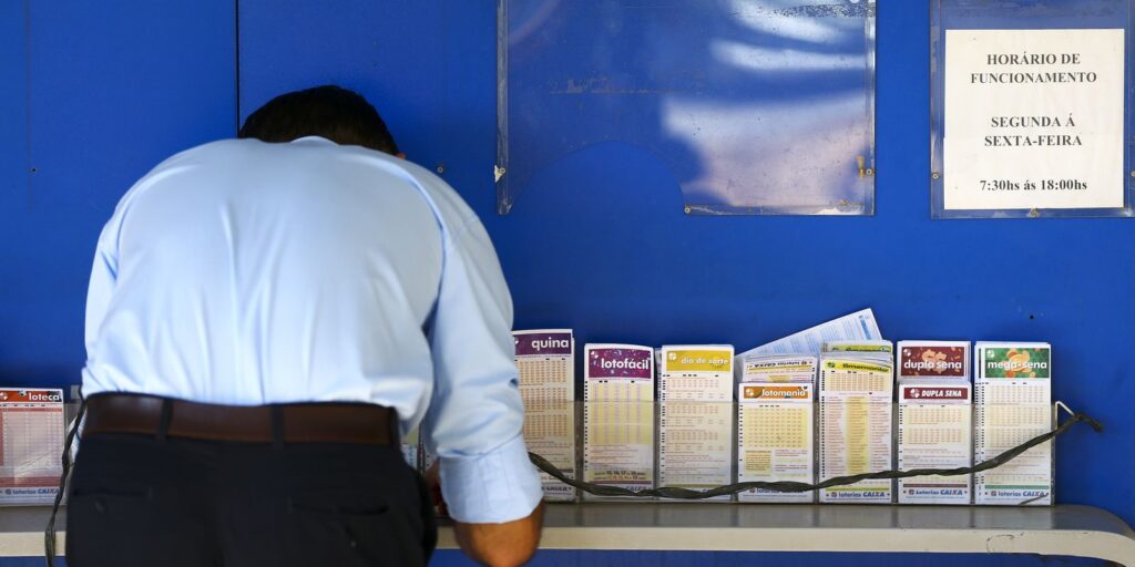 mega-da-virada-vai-pagar-o-maior-premio-da-historia