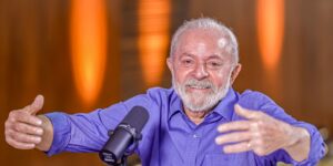 argentina-precisa-de-presidente-que-respeite-a-democracia,-diz-lula