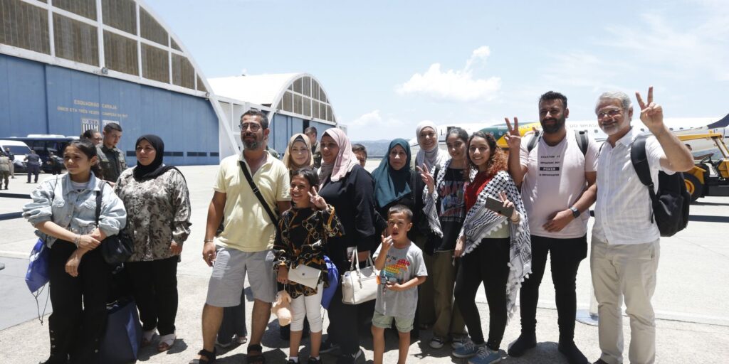 vinte-e-seis-repatriados-de-gaza-chegam-a-sao-paulo