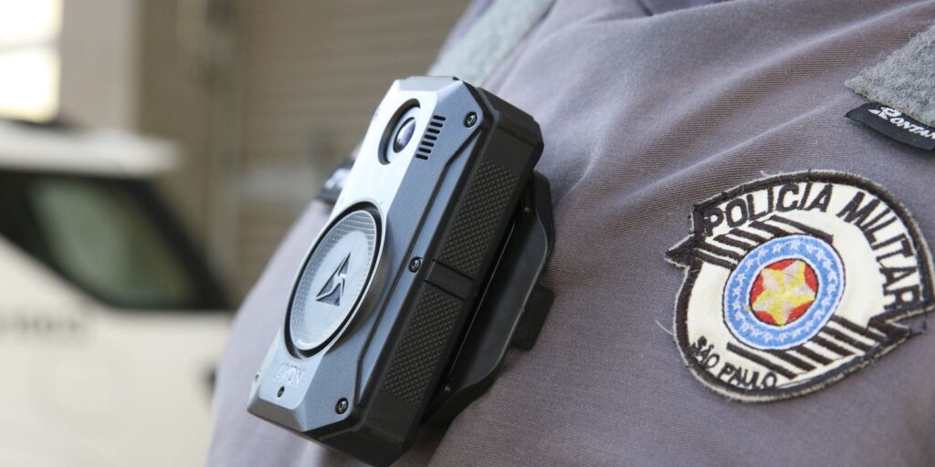 acoes-de-inteligencia-reduziriam-violencia-das-pms,-diz-cientista