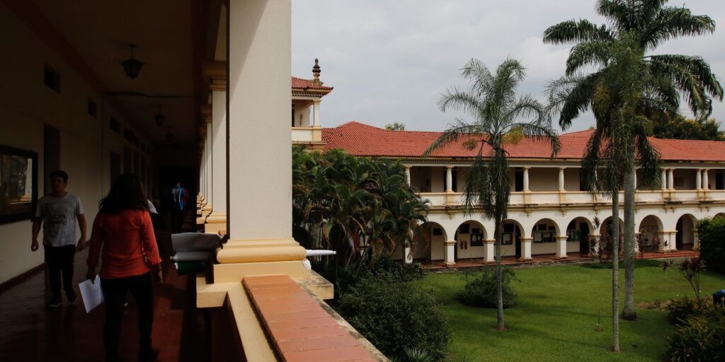 painel-mostra-os-anos-de-menor-investimento-em-universidades-federais