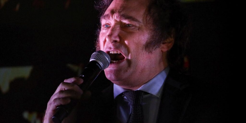 fij-repudia-privatizacao-de-estatais-de-comunicacao-da-argentina