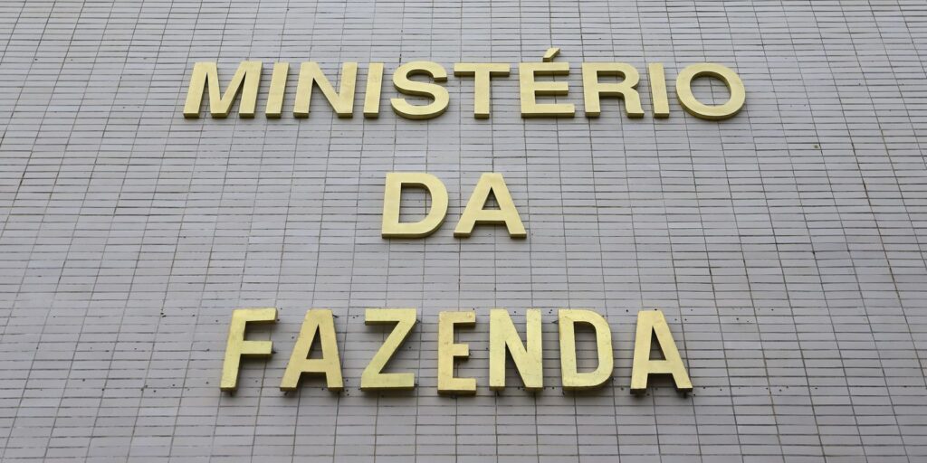governo-bloqueia-mais-r$-1,1-bilhao-do-orcamento