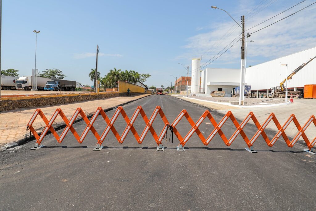 prefeitura-revitaliza-pavimentacao-da-rua-joao-batista-rios