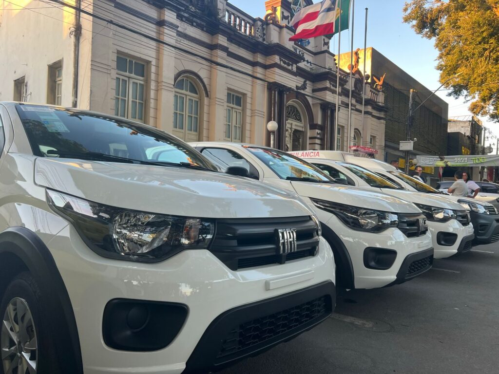 prefeitura-de-cruz-adquire-novas-ambulancias-e-novos-carros-para-atender-os-servicos-de-saude