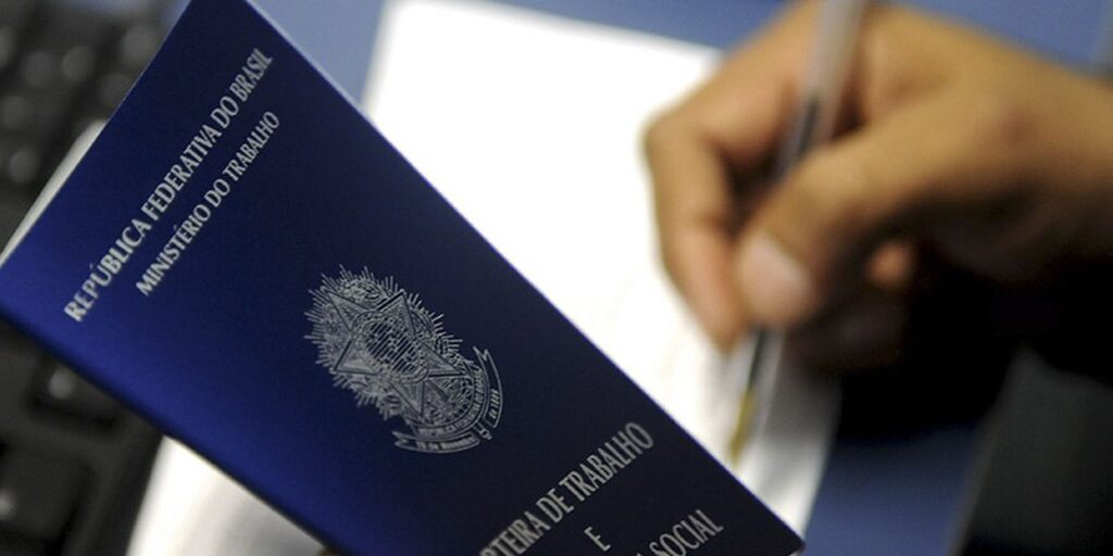 pela-1a-vez,-brasil-tem-mais-de-100-milhoes-de-trabalhadores-ocupados