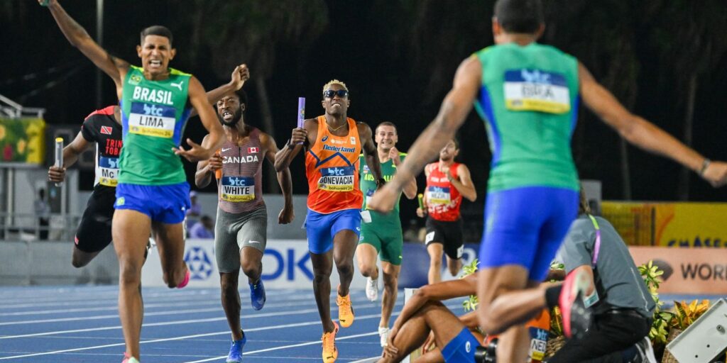 paris-2024:-brasil-leva-vaga-no-revezamento-4×400-m-e-volei-de-praia