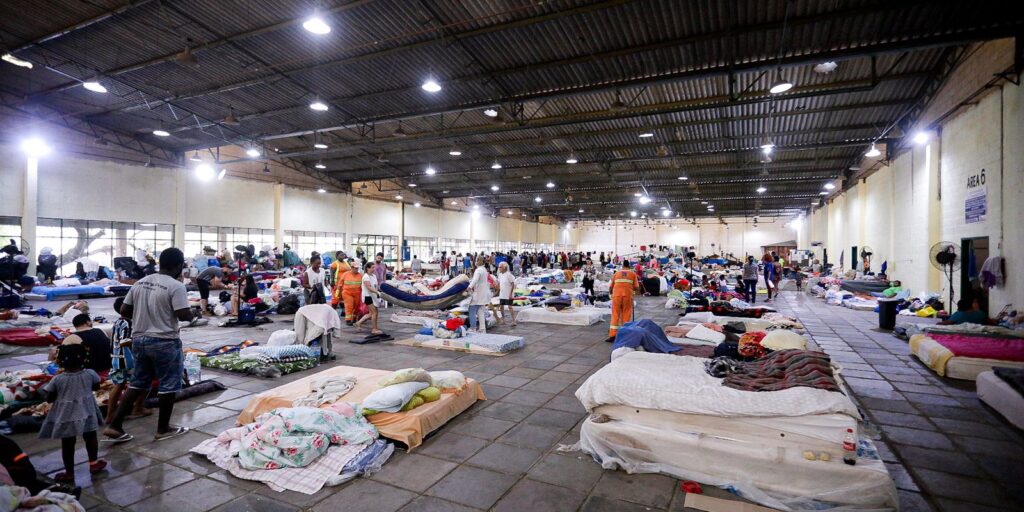quase-80-mil-pessoas-estao-em-abrigos-no-rs;-mortes-chegam-a-149