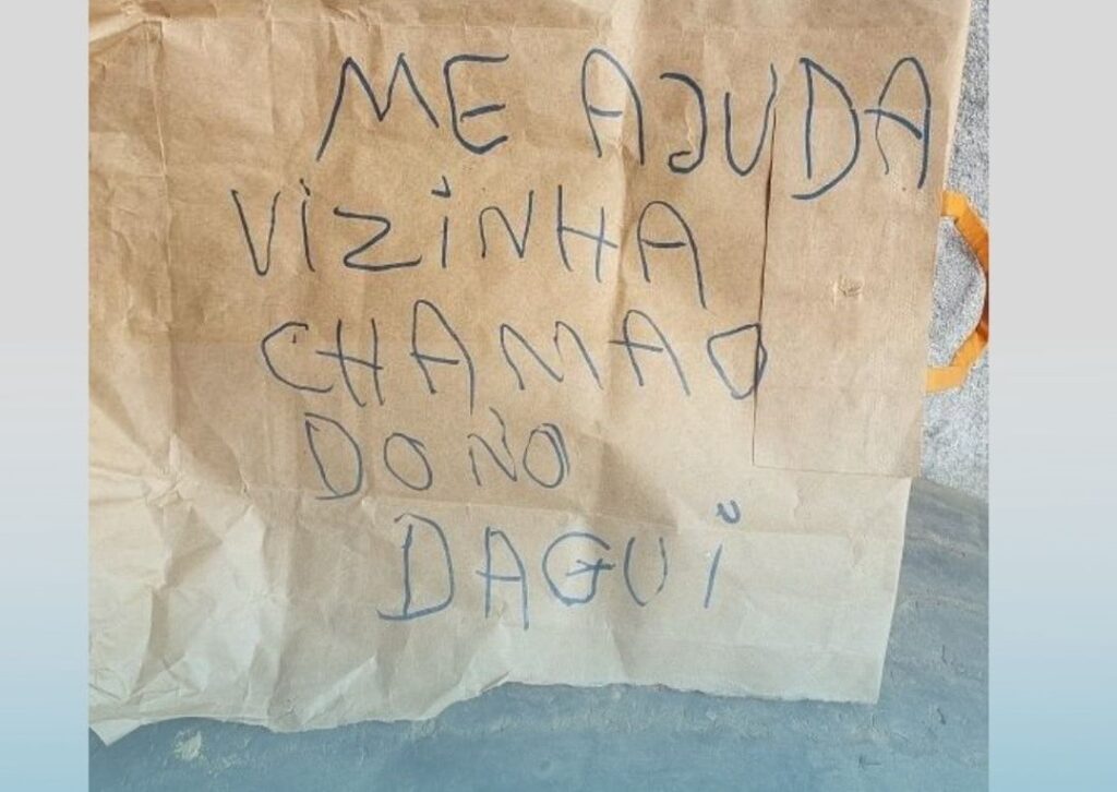 mulher-mantida-em-carcere-escreve-bilhete-pedindo-socorro-em-ro:-‘me-ajuda-vizinha’