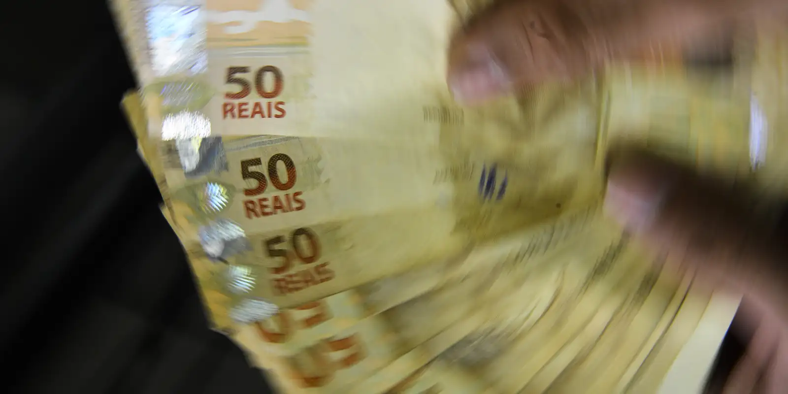 comeca-adesao-a-renegociacao-de-debitos-de-ajuda-financeira-ao-icms