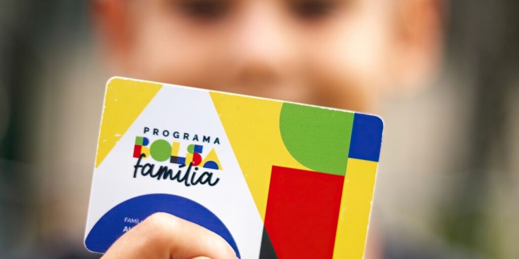 caixa-comeca-a-pagar-bolsa-familia-de-maio