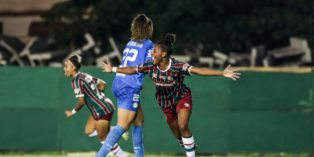 fluminense-vence-palmeiras-e-se-aproxima-da-classificacao-para-quartas