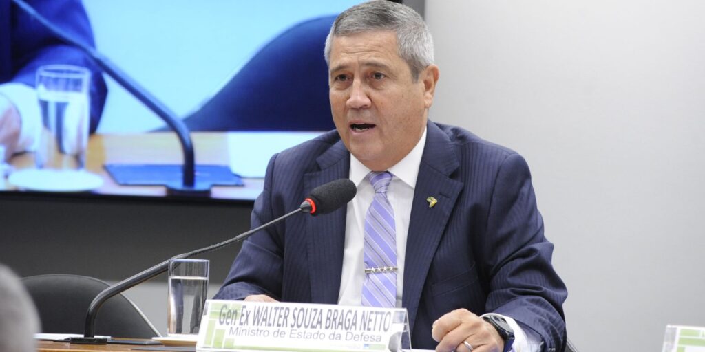 alexandre-de-moraes-mantem-prisao-do-general-braga-netto