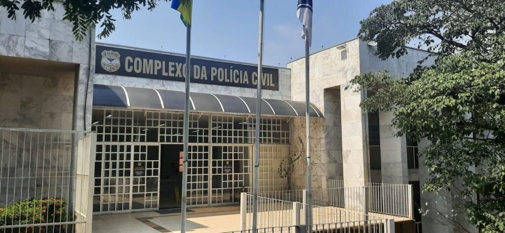 suspeito-de-matar-tres-pessoas-e-planejar-execucao-de-policiais-e-preso-em-ro