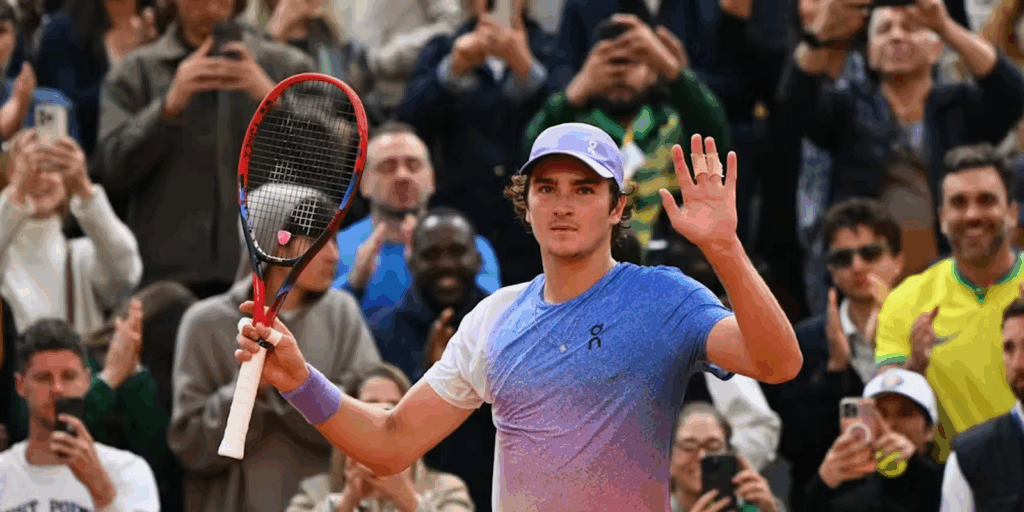 joao-fonseca-cai,-mas-duplas-brasileiras-vencem-em-roland-garros