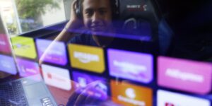 motta:-adultizacao-e-tema-que-saiu-das-telas-e-ganhou-as-ruas