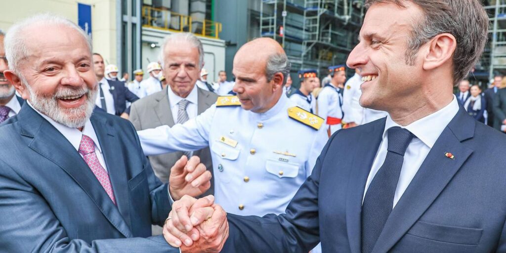 lula-e-macron-se-comprometem-a-mais-dialogo-para-acordo-mercosul-ue