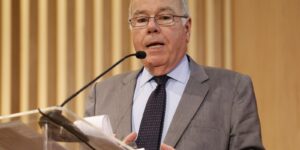 vieira:-nao-ha-negociacao-com-eua-que-envolva-interferencia-judicial 