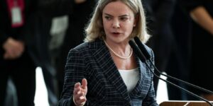 gleisi-critica-eua-por-fala-de-uso-de-“poder-militar”-contra-o-brasil