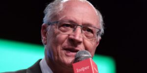 alckmin-destaca-avancos-com-os-eua-apos-conversa-entre-lula-e-trump