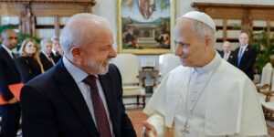 lula-se-reune-com-papa-leao-xiv,-pela-primeira-vez,-no-vaticano
