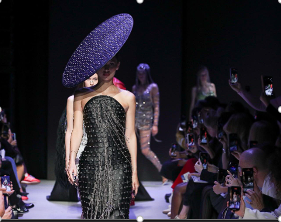 moscow-fashion-week:-codigos-culturais-nas-passarelas