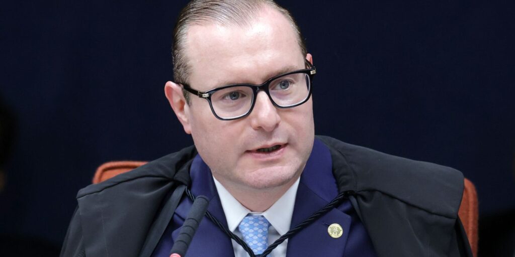 zanin-autoriza-julgar-acao-que-acusa-deputados-do-pl-de-corrupcao