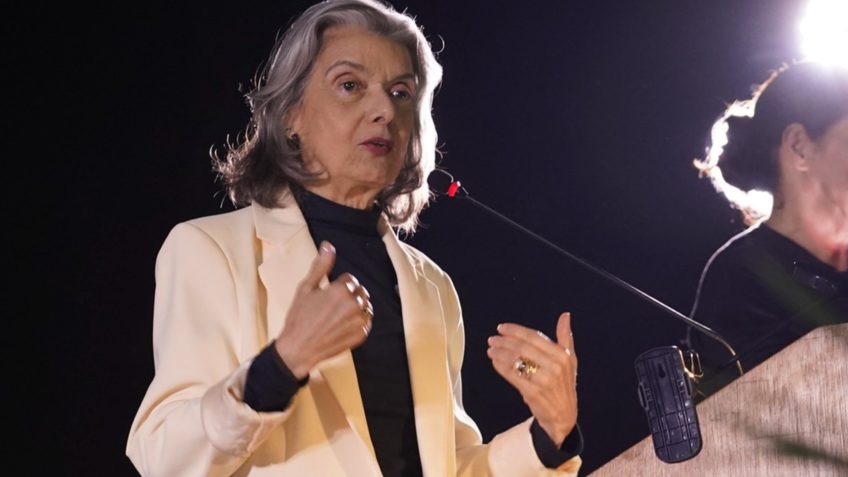 “se-tivesse-dado-golpe,-eu-estava-na-prisao”,-diz-carmen-lucia