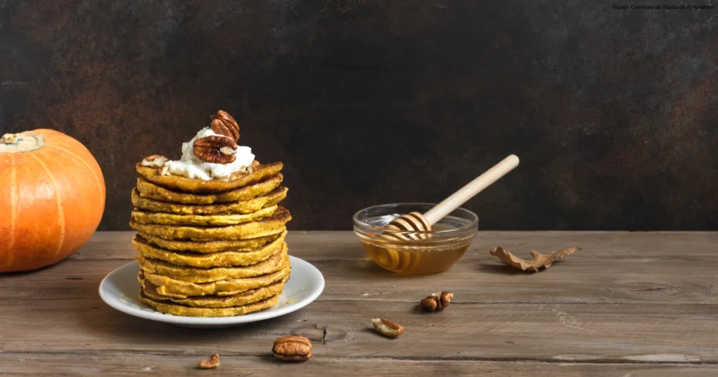 veja-como-fazer-panqueca-de-abobora-fofinha-para-o-seu-cafe-da-manha.