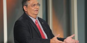 dino-manda-pf-investigar-novas-irregularidades-em-emendas-pix