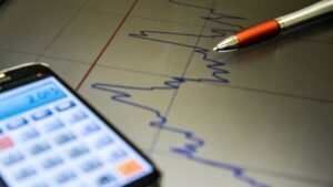 politicos-reagem-a-manutencao-da-taxa-de-juros-em-15%-ao-ano