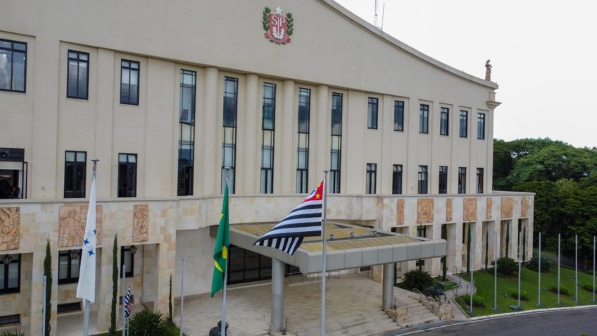 Governo de SP e OCDE assinam acordo de cooperação técnica