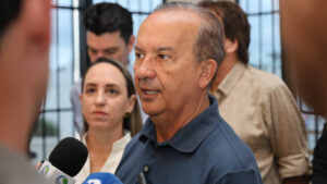 jorginho-mello-sanciona-lei-que-proibe-cotas-raciais-em-universidades-de-sc